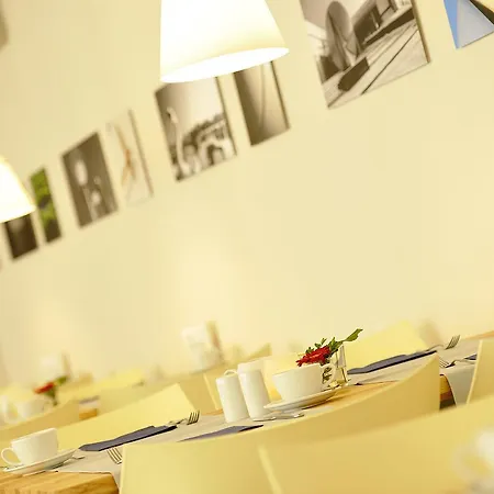 Schlafgut - Im Werkhof Superior 3* Hannover